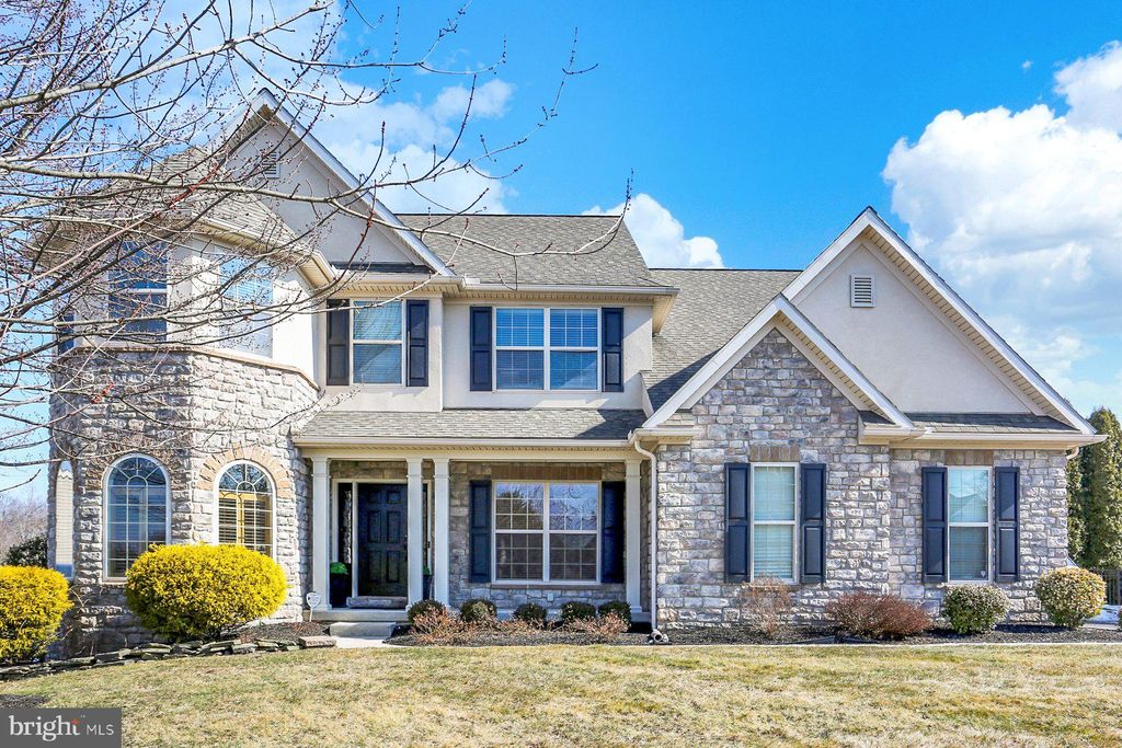 Photo of 2709 Westhampton Terrace, ELIZABETHTOWN, PA 17022 (MLS # PADA2051588)