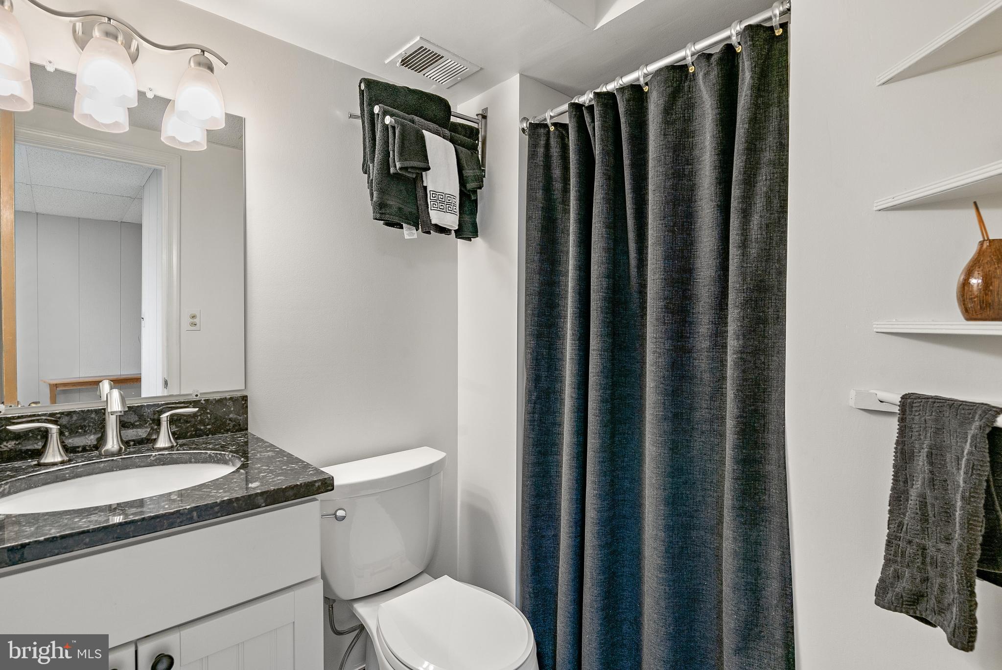 NORBECK ESTATES - Residential