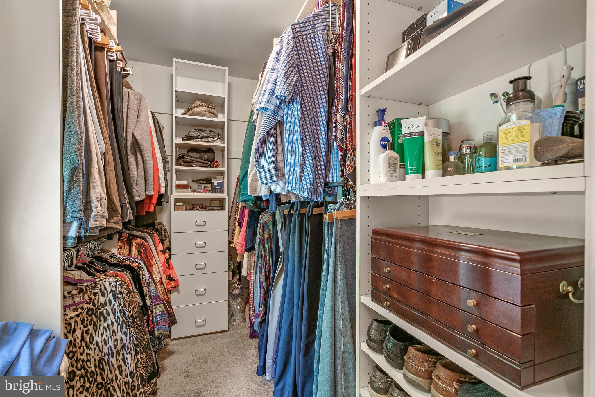 NORBECK ESTATES - Residential