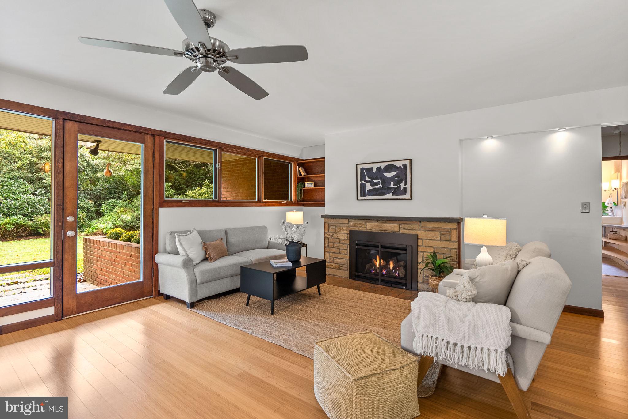 9109 FAIRVIEW ROAD