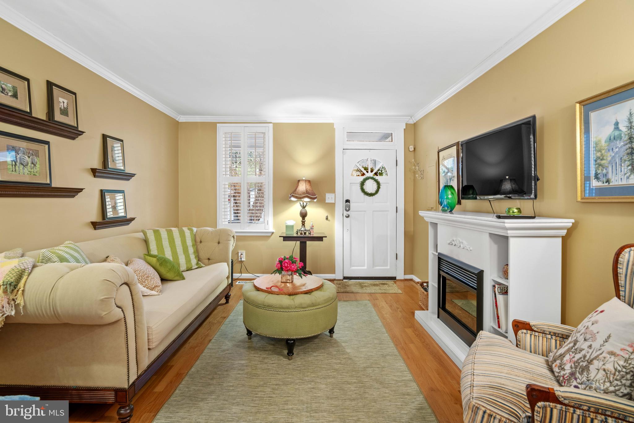 MURRAY HILL - Residential