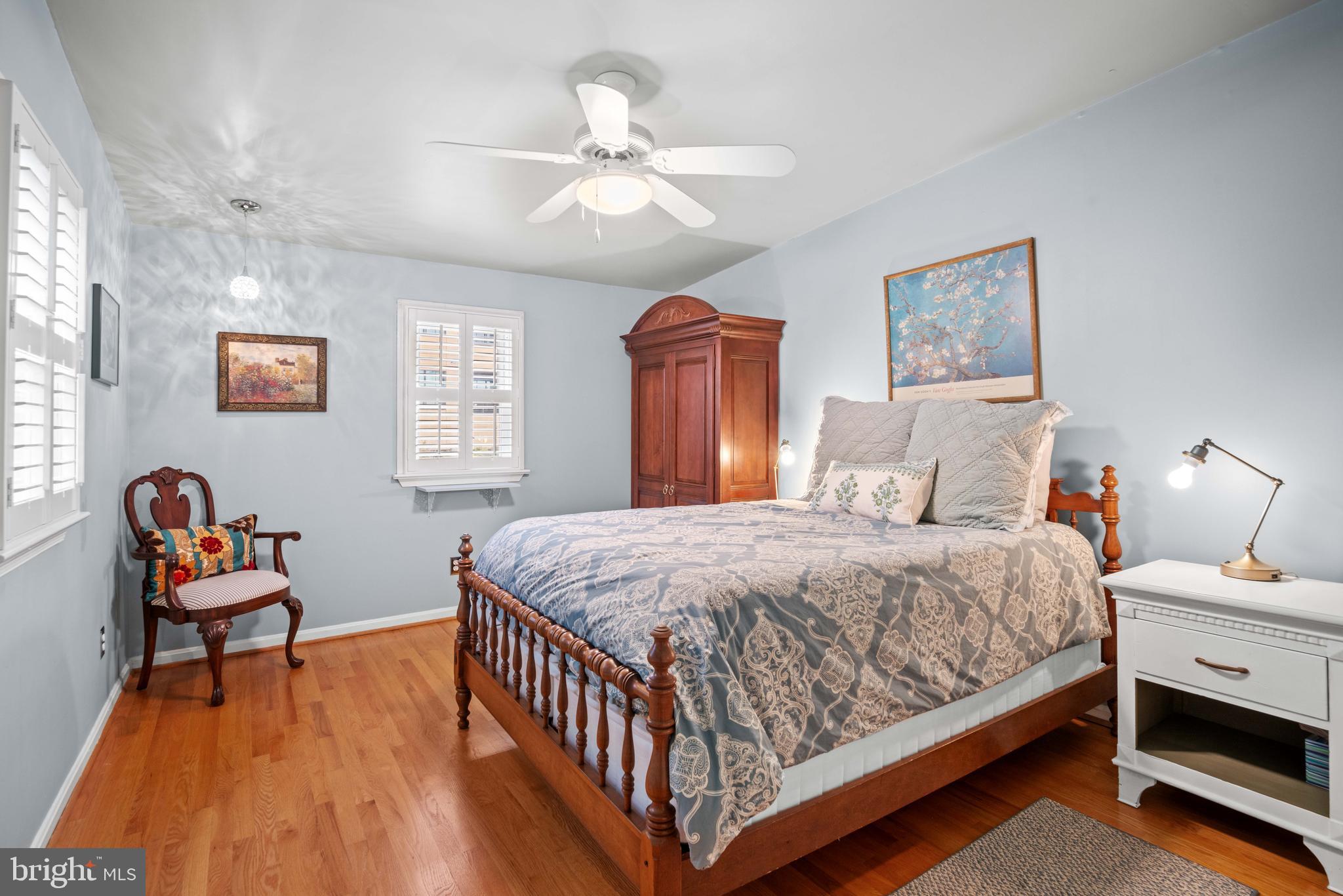 MURRAY HILL - Residential