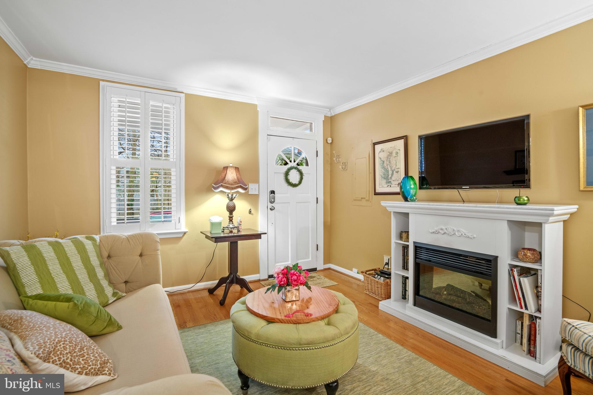 MURRAY HILL - Residential