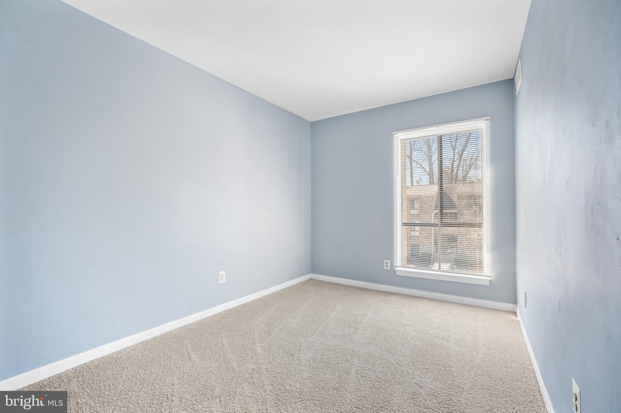 GLENVALE CONDO - Residential