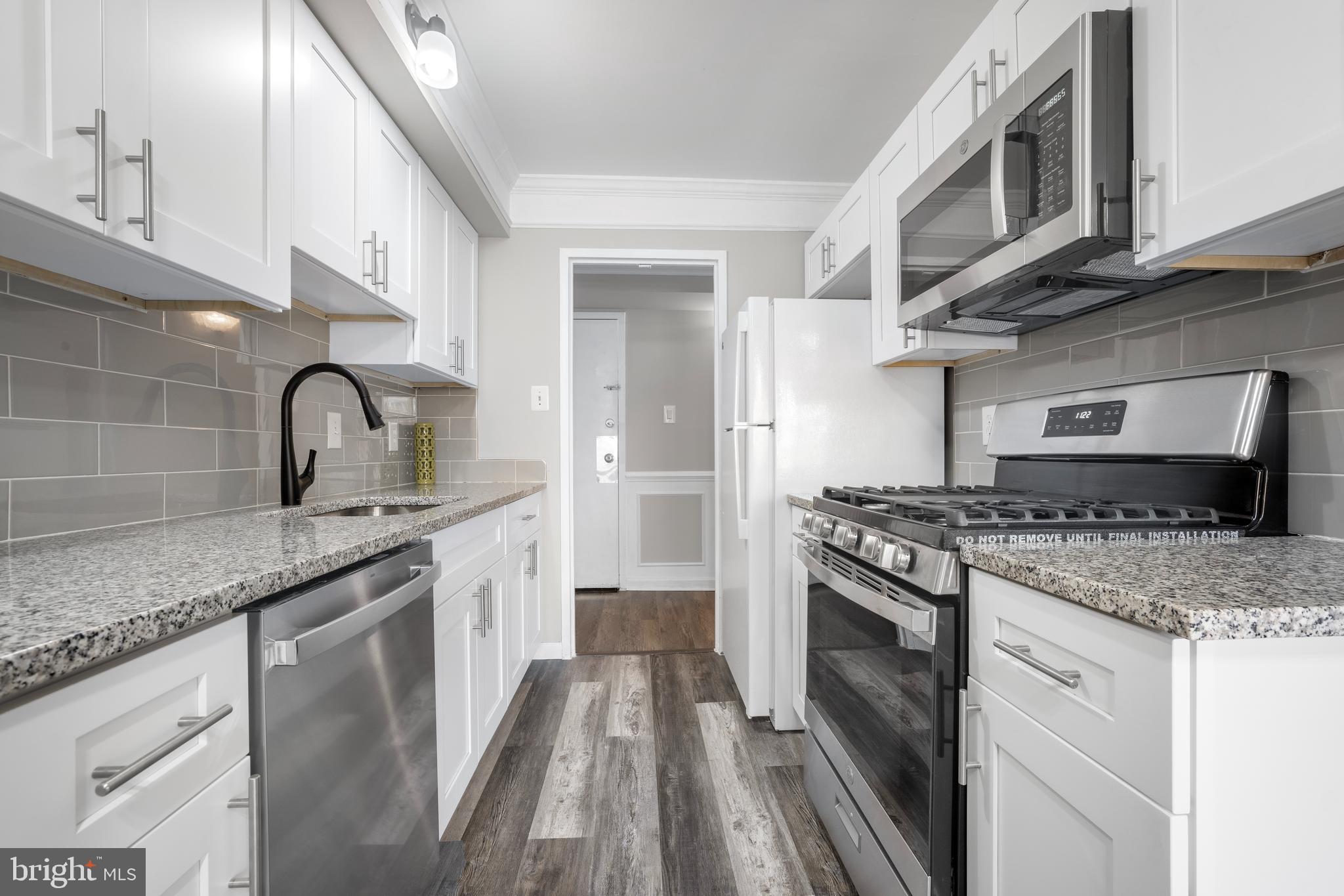 GLENVALE CONDO - Residential