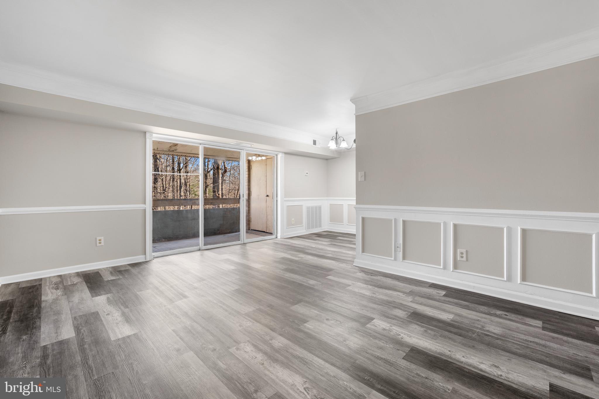 GLENVALE CONDO - Residential