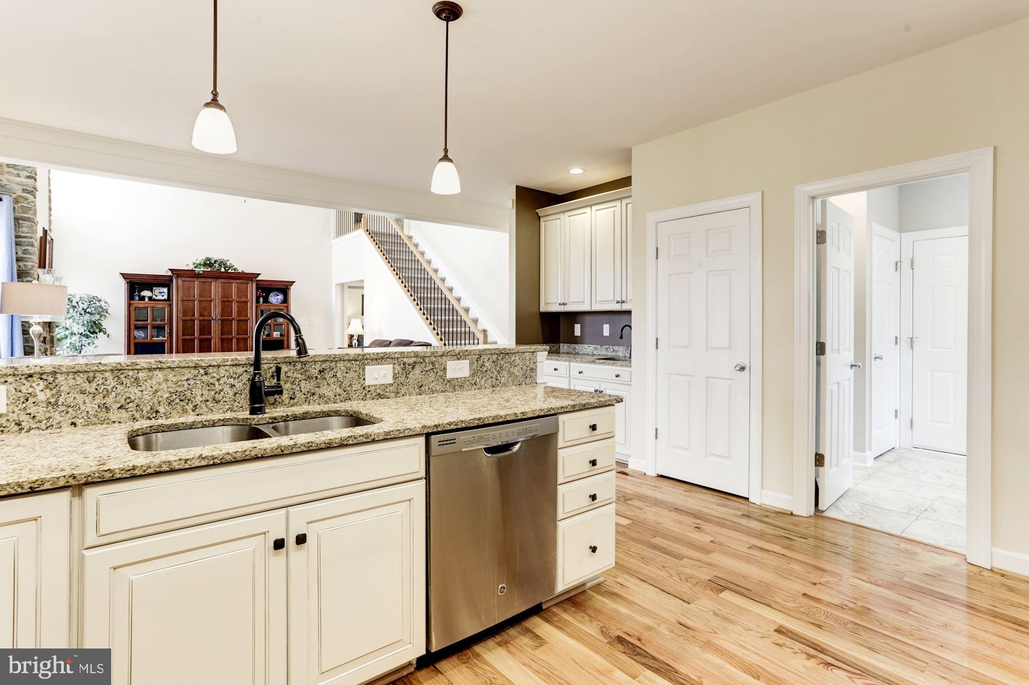 EASTLAND - Residential