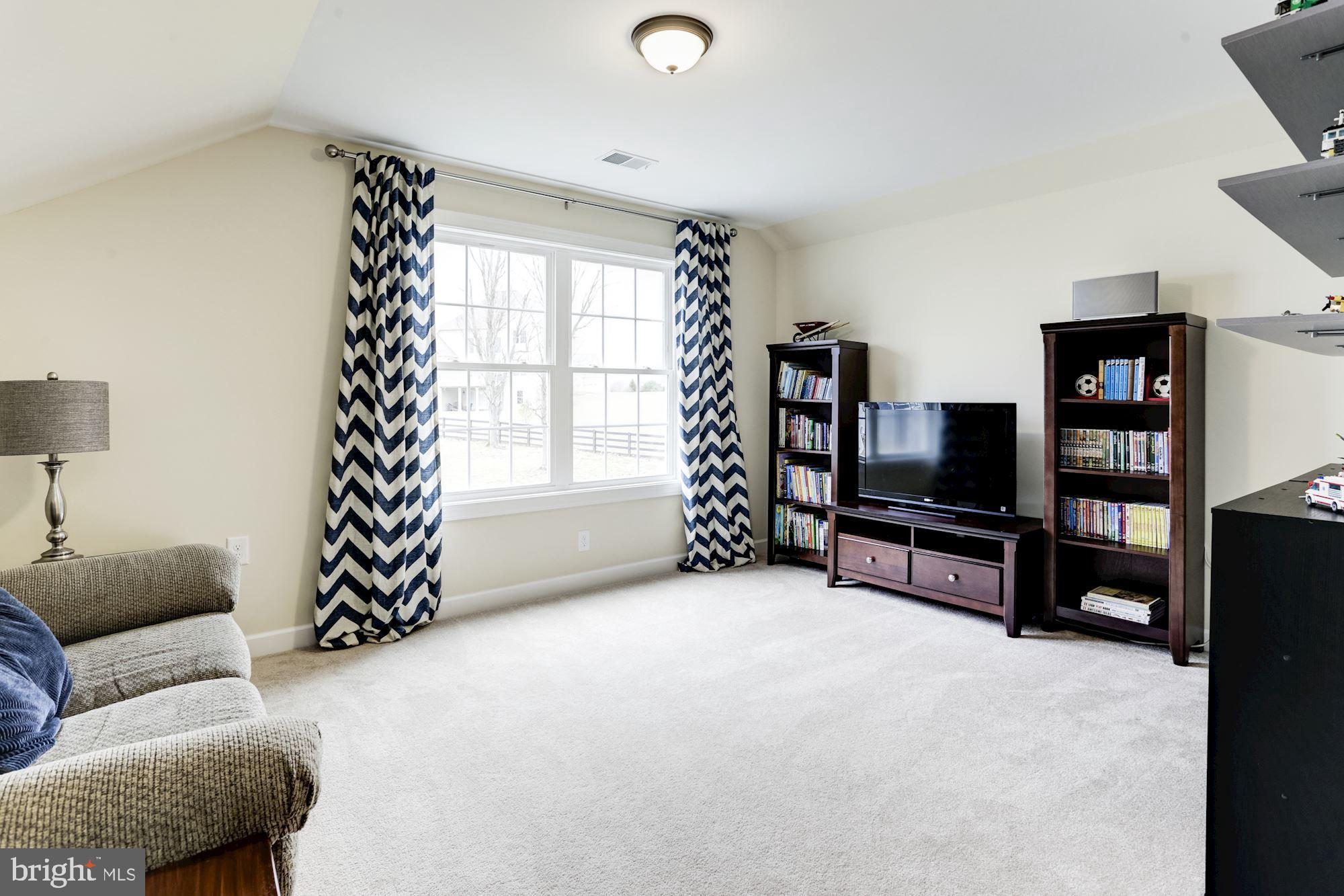 EASTLAND - Residential