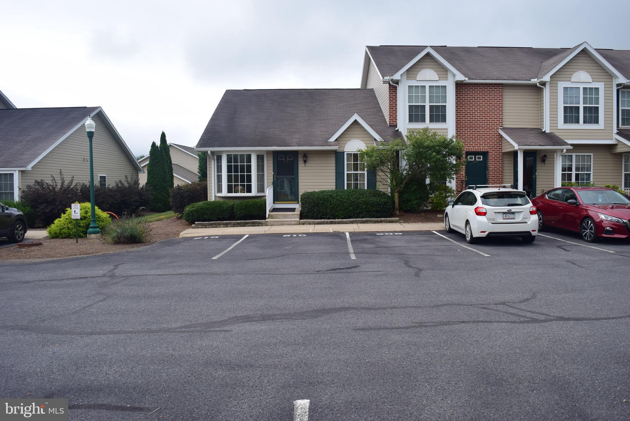 210 PEBBLE LANE