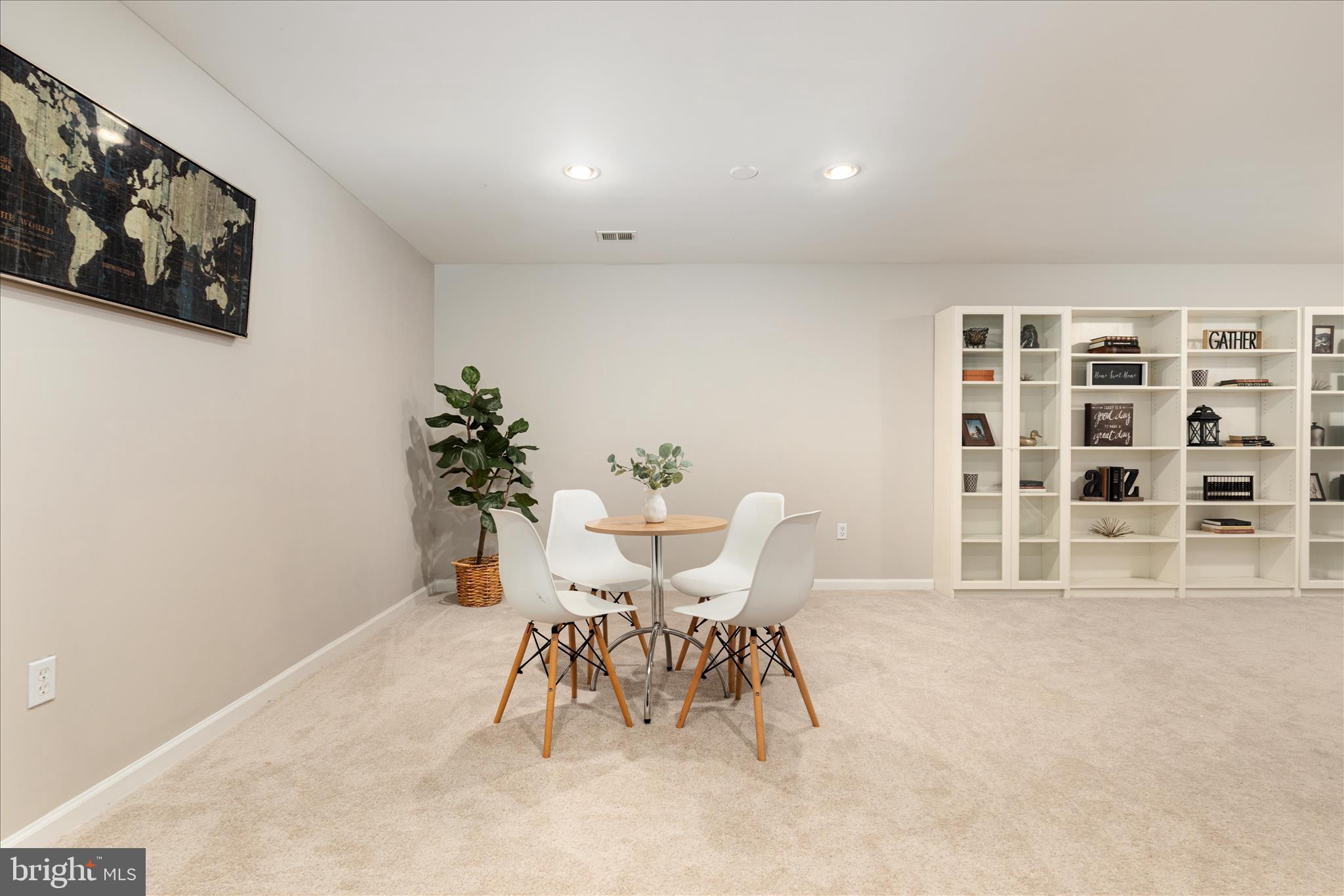 SAYBROOKE - Residential