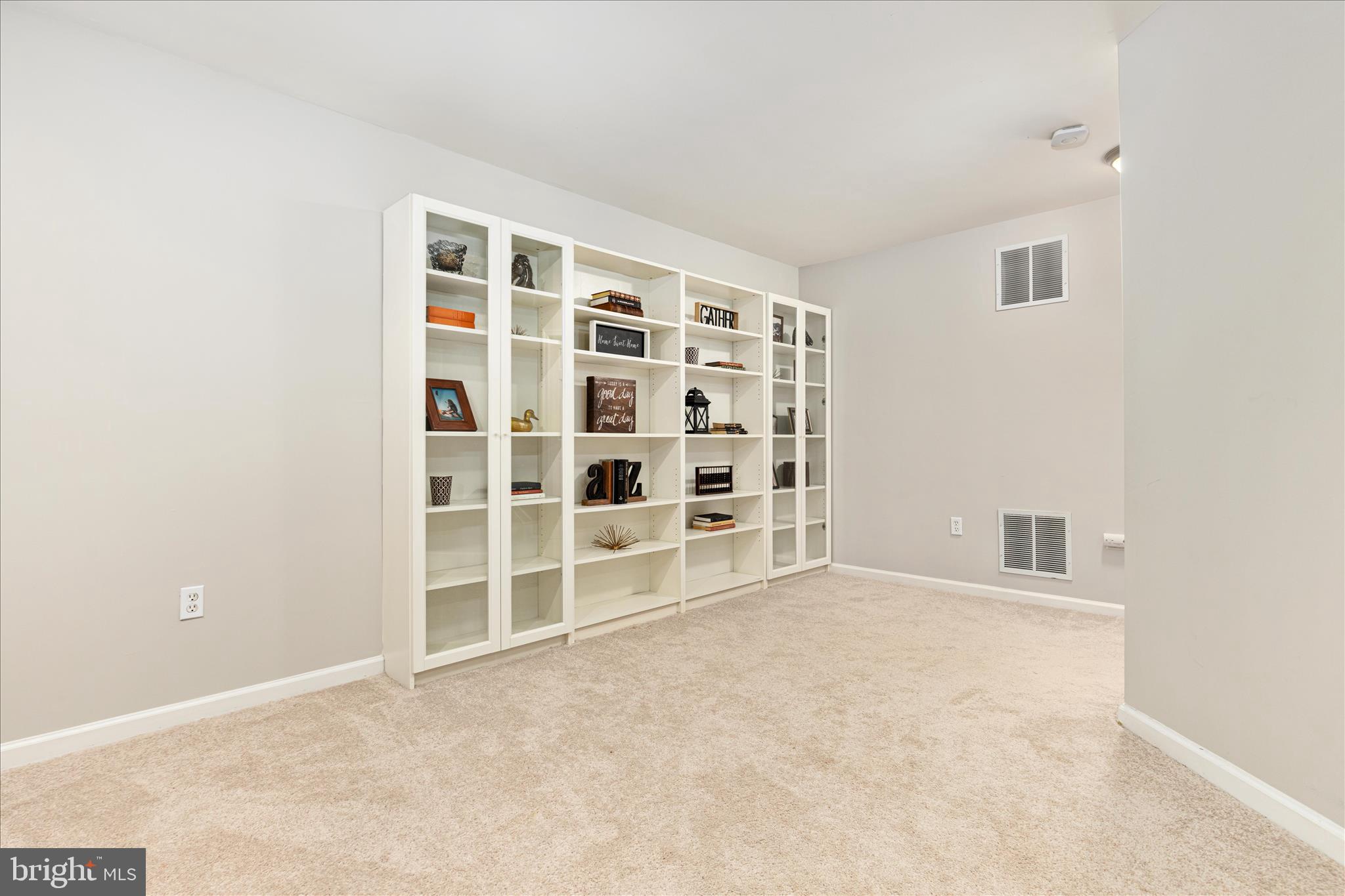 SAYBROOKE - Residential