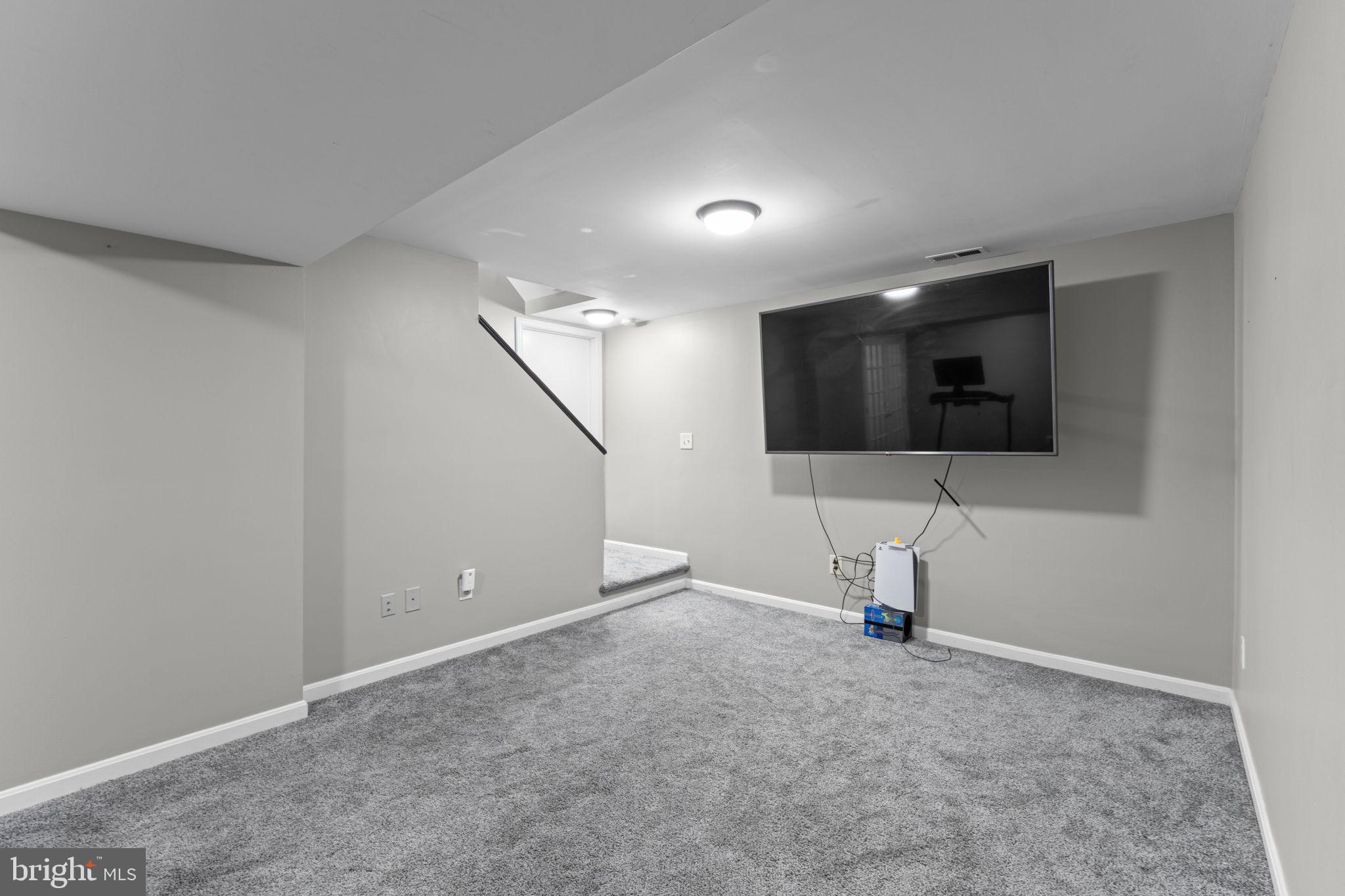 PLEASANT VALLEY - Residential