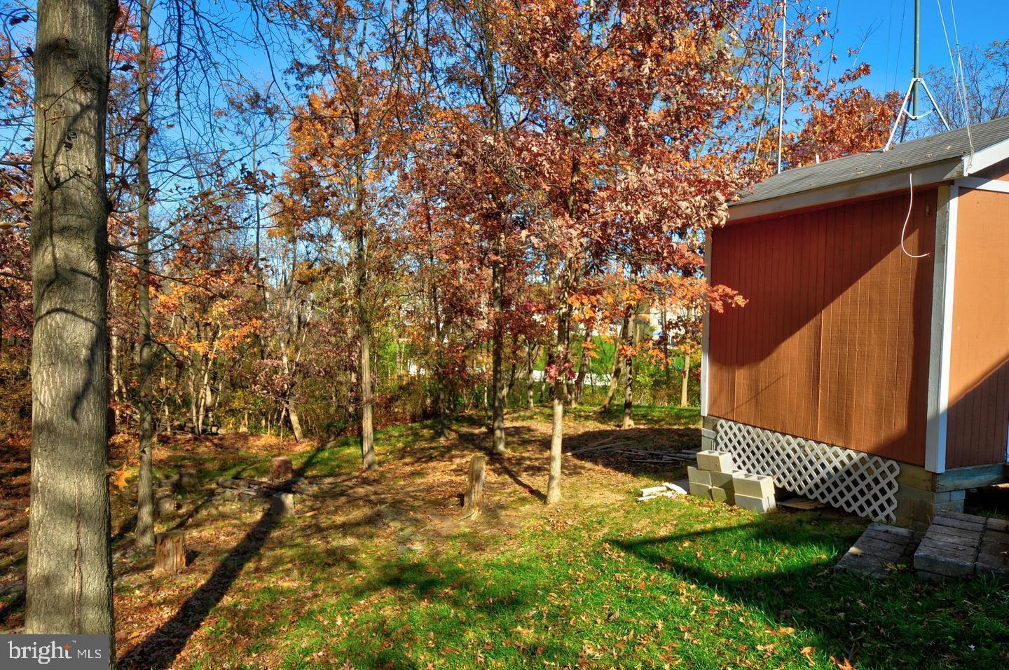 DEER RUN OF SHERANDO - Residential Lease