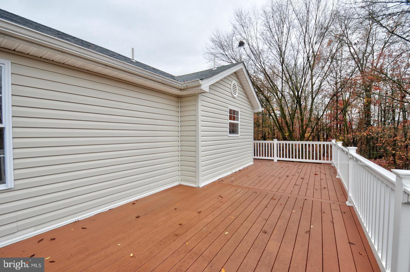 DEER RUN OF SHERANDO - Residential Lease