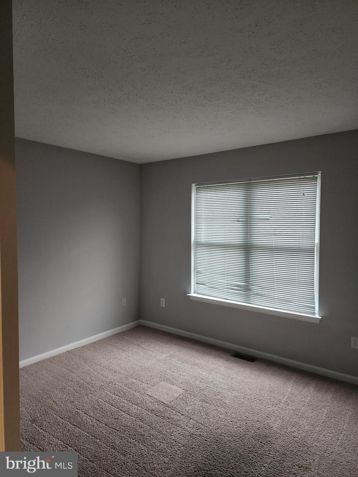 DEER RUN OF SHERANDO - Residential Lease