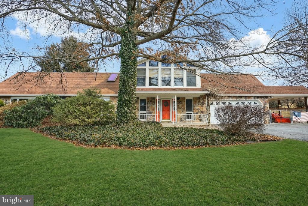 Photo of 625 Mount Tabor Road, GARDNERS, PA 17324 (MLS # PAAD2021486)