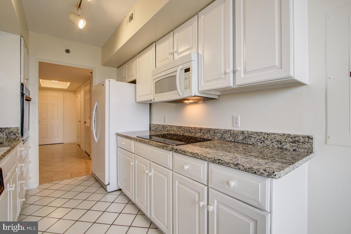 THE WISCONSIN - Residential