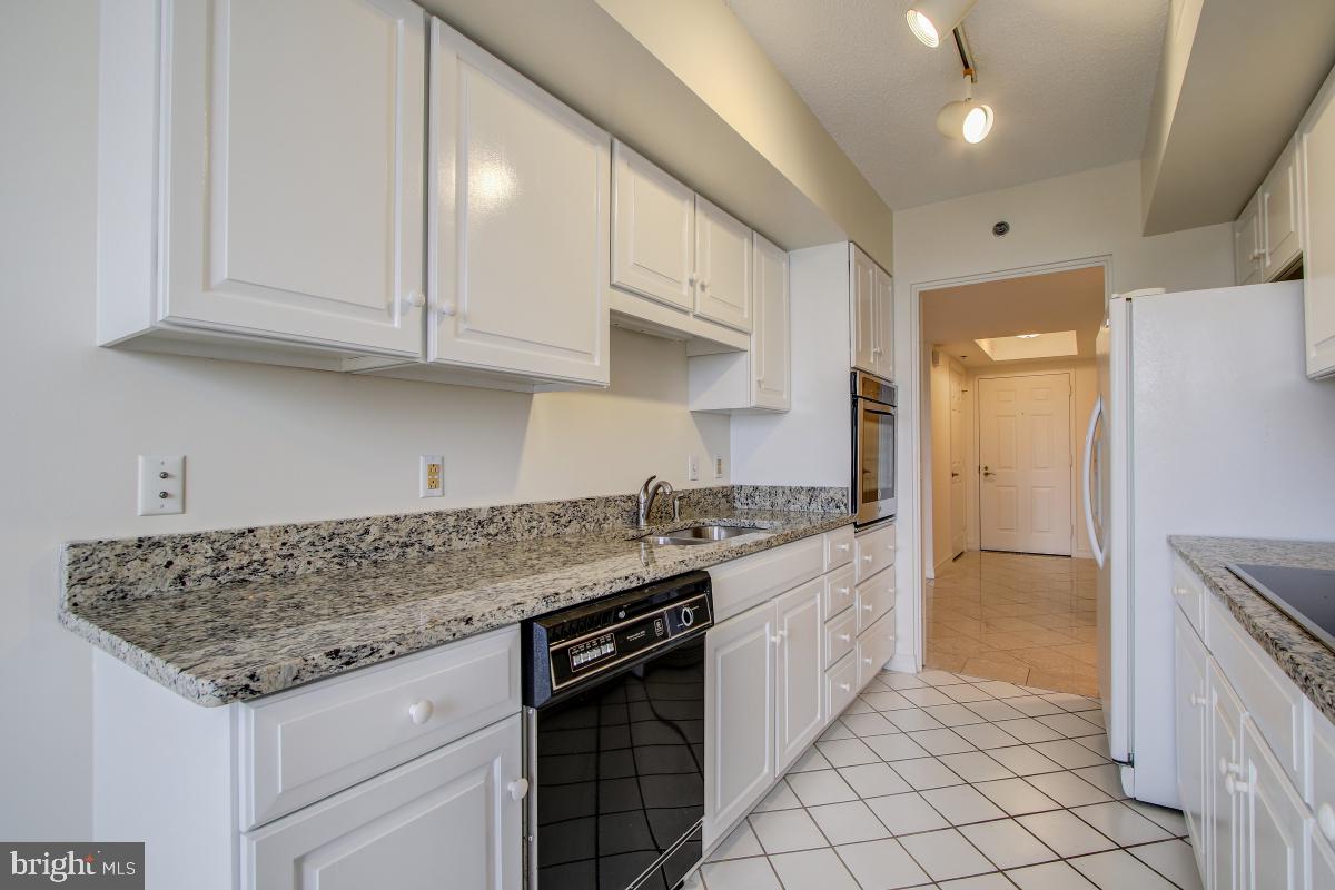 THE WISCONSIN - Residential