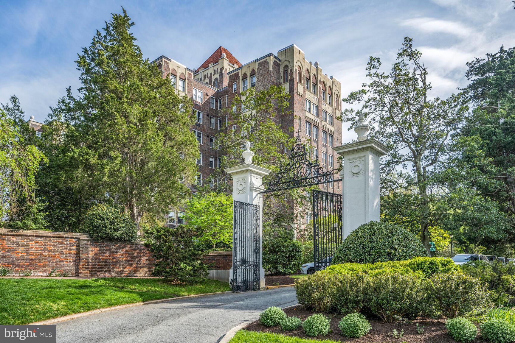 3900 CATHEDRAL AVENUE NW 411 A