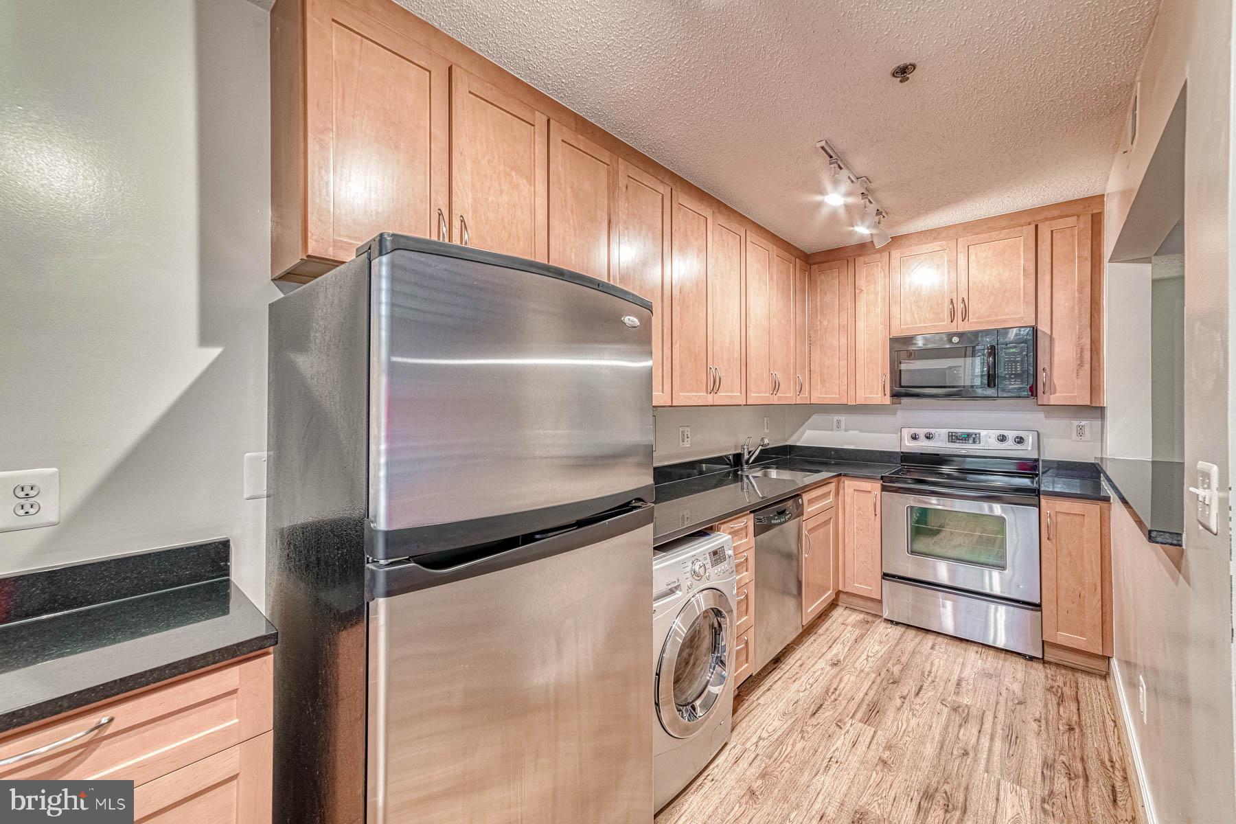 RIVERTON - Residential