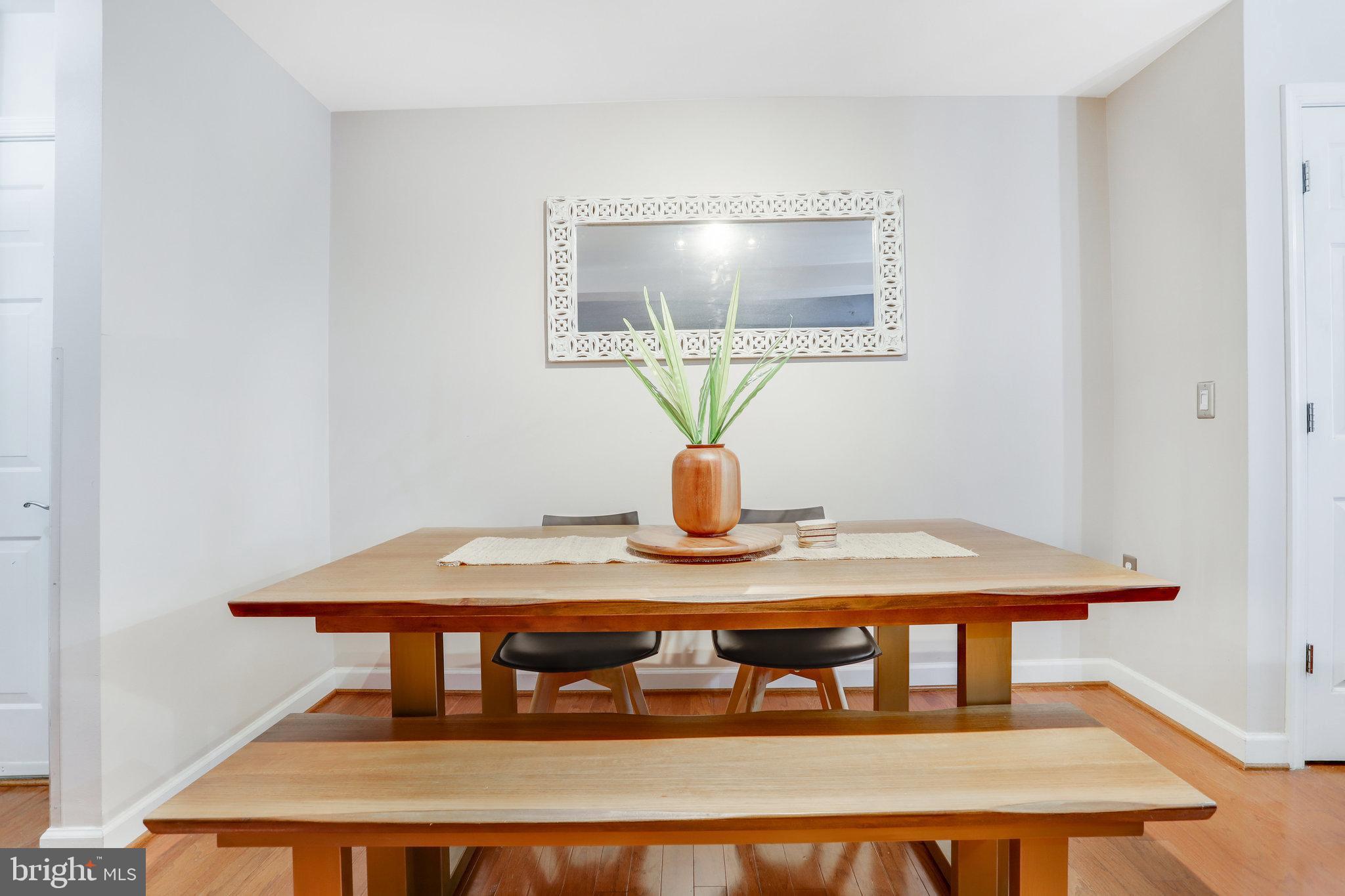 WEST VILLAGE OF SHIRLINGTON - Residential