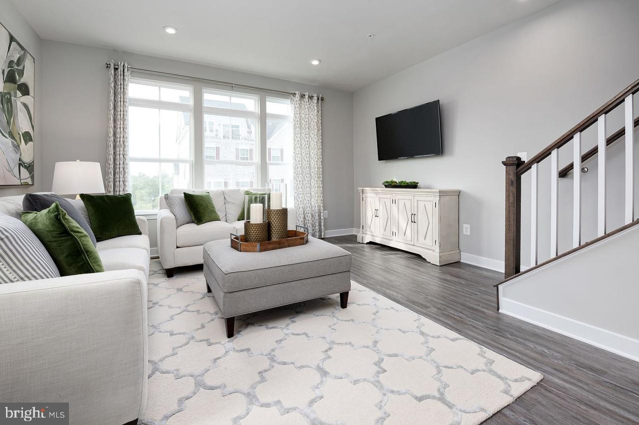 RESERVOIR HILL - Residential