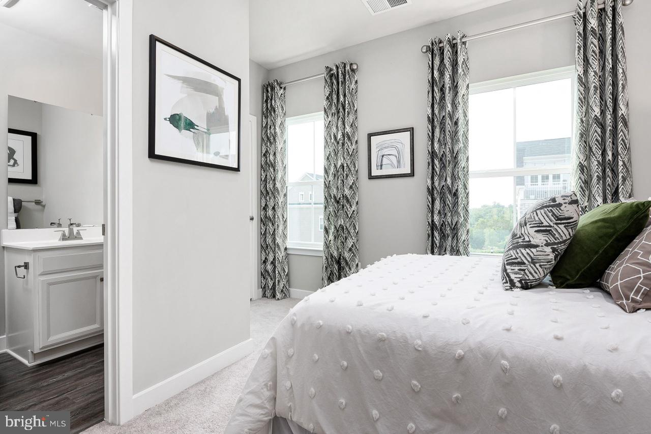 RESERVOIR HILL - Residential