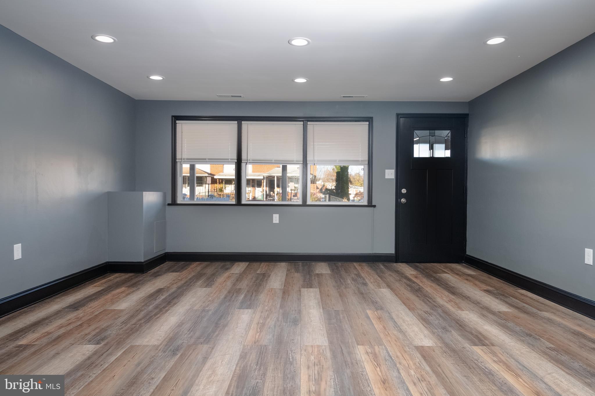 FRIENDSHIP GARDENS - Residential