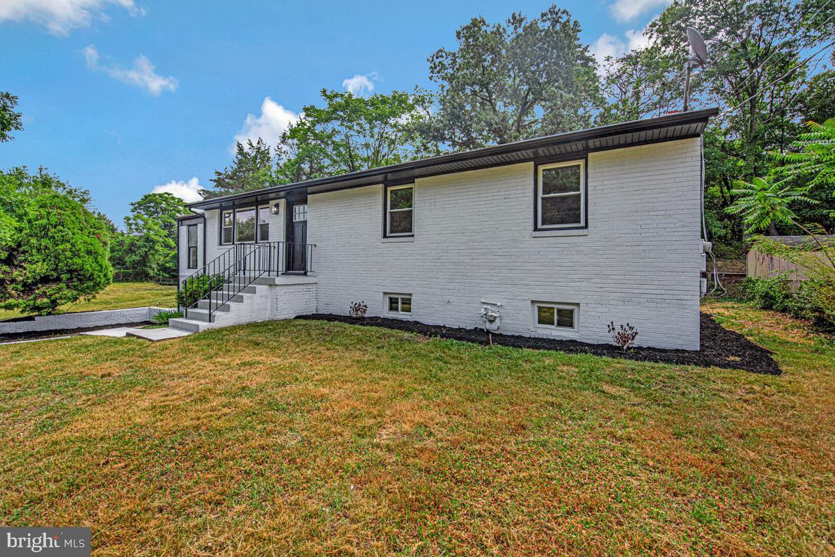 2200 WEBER DRIVE