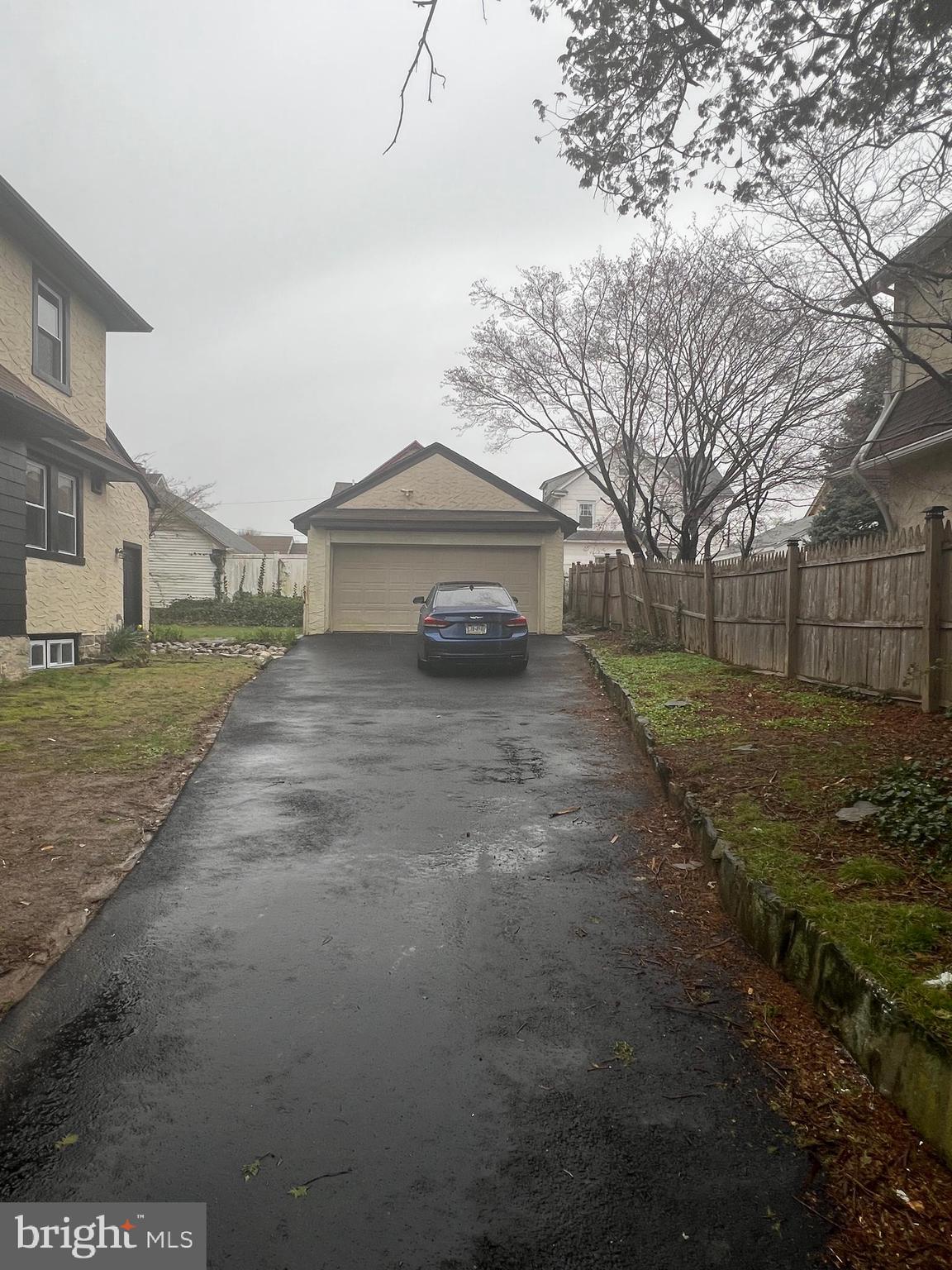 DREXEL PLAZA - Residential Lease