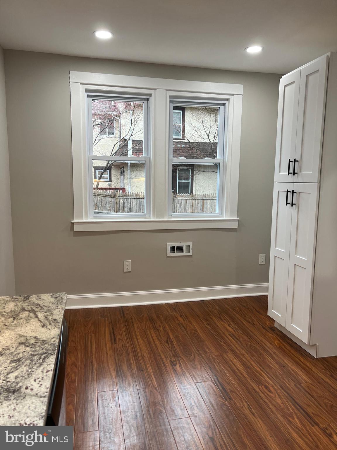 DREXEL PLAZA - Residential Lease