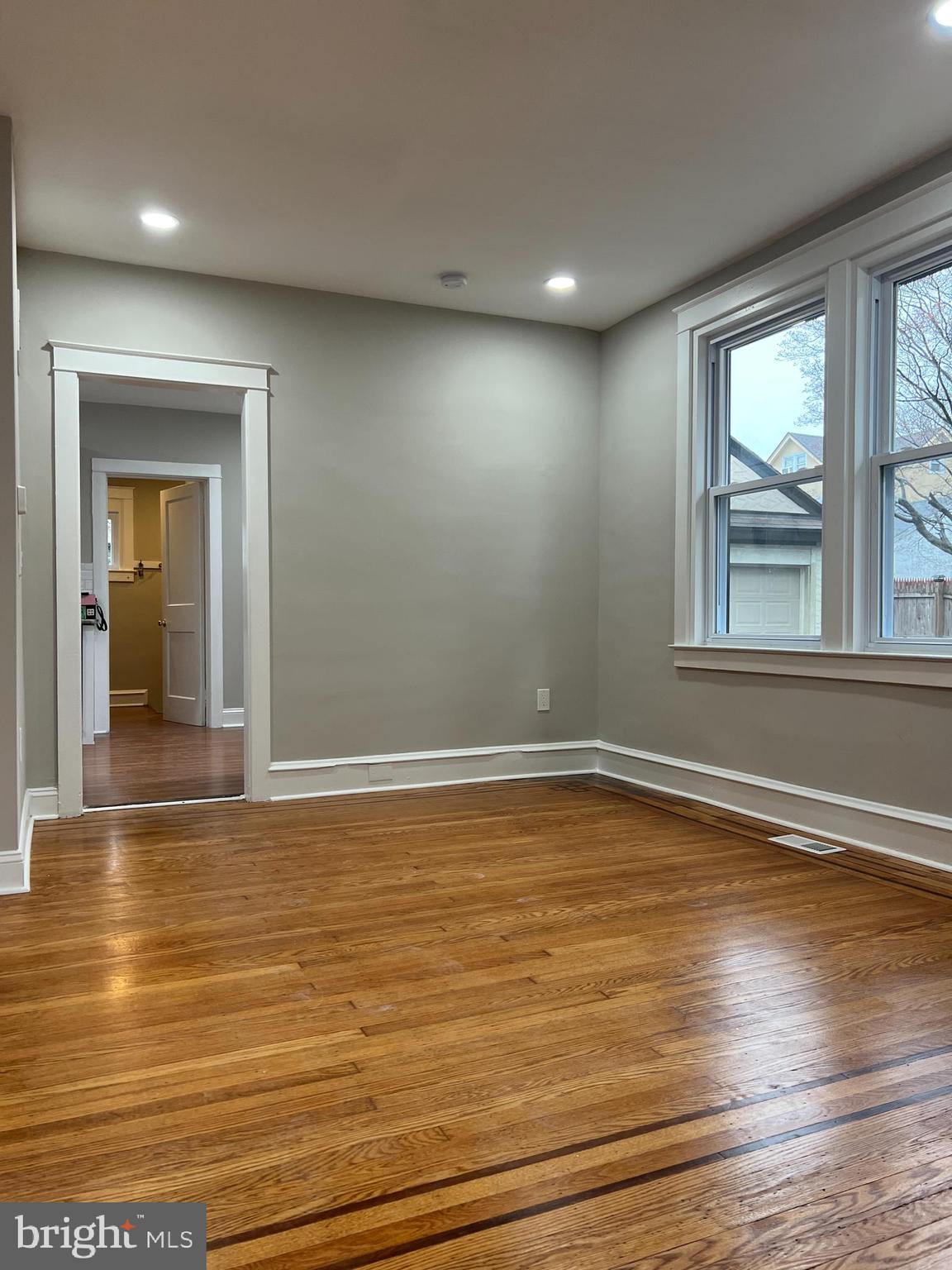 DREXEL PLAZA - Residential Lease