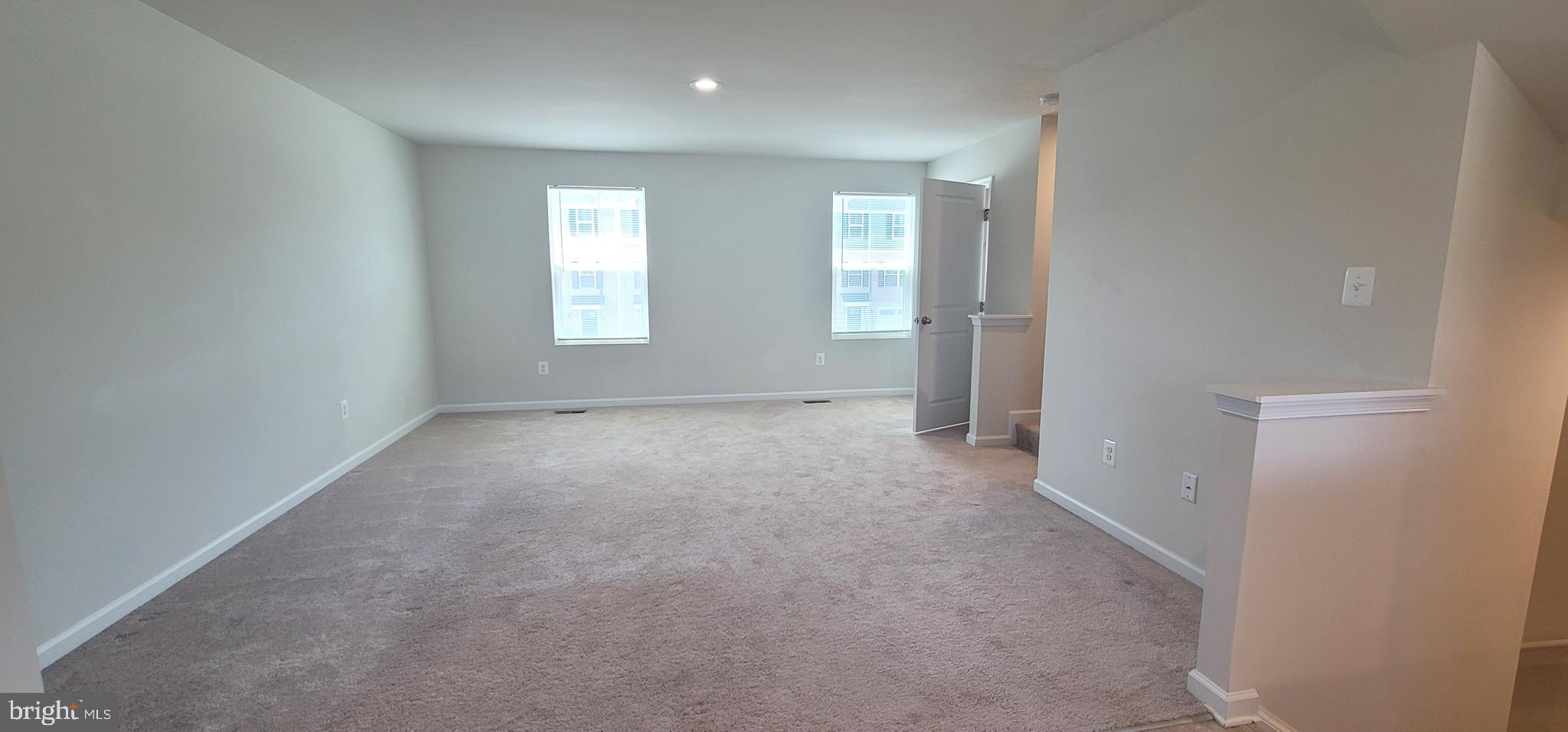 THE LAKES AT MARTINSBURG - Residential Lease