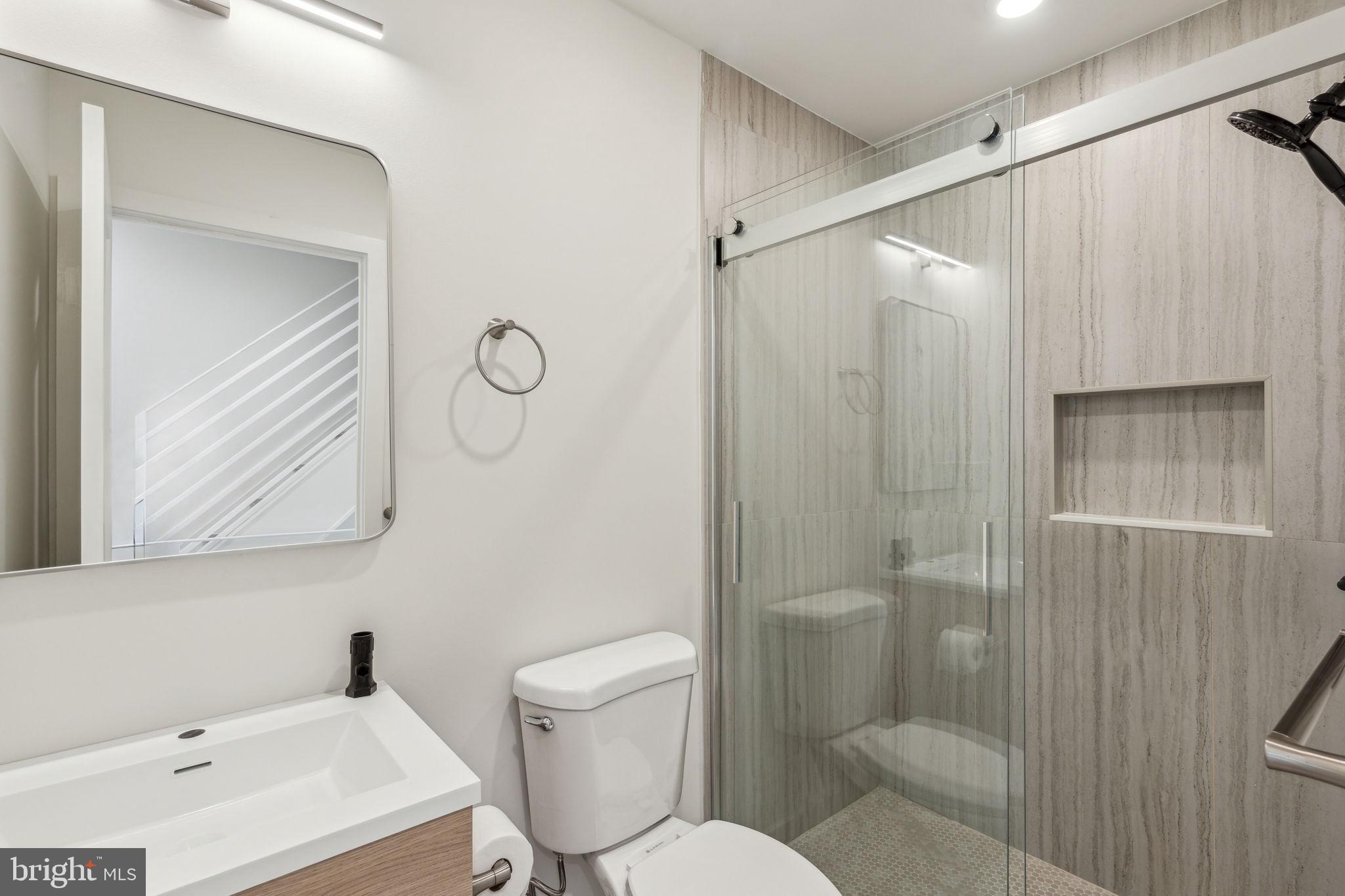 PENNSPORT - Residential Lease