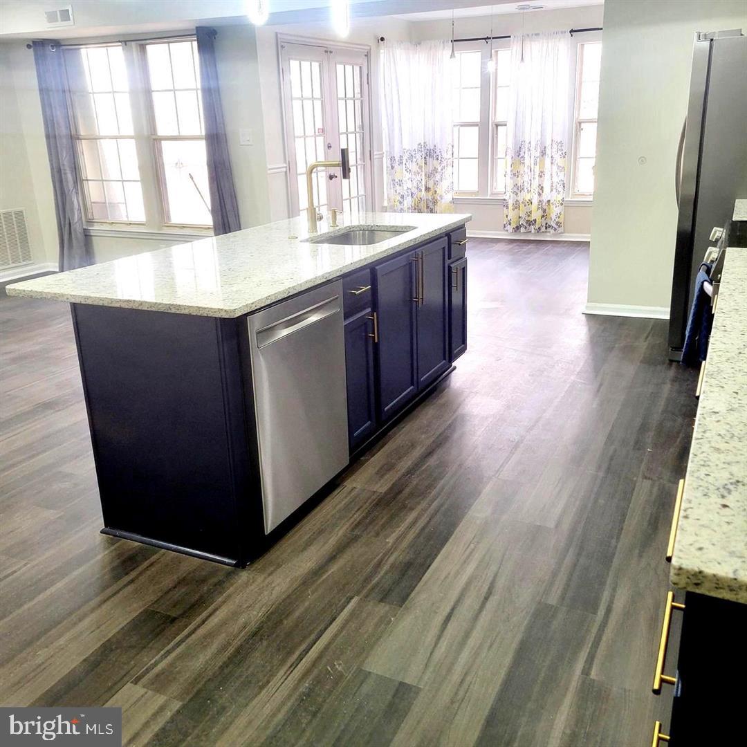 WOODBRIDGE - Residential Lease