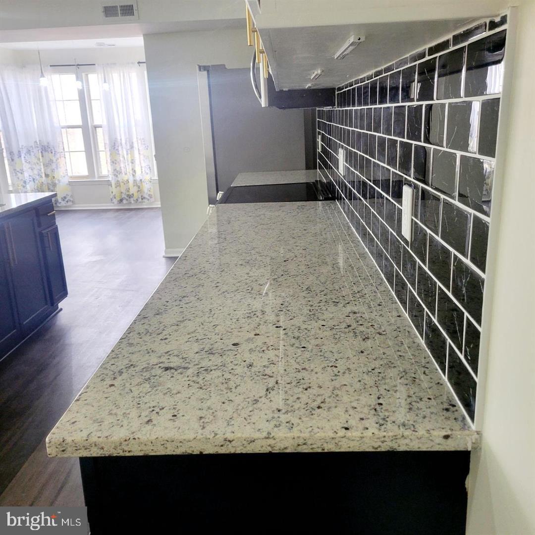 WOODBRIDGE - Residential Lease