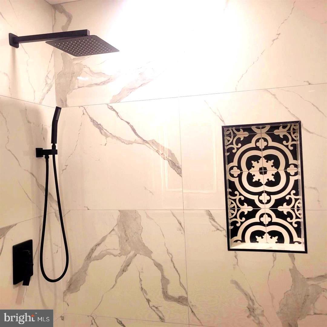 WOODBRIDGE - Residential Lease