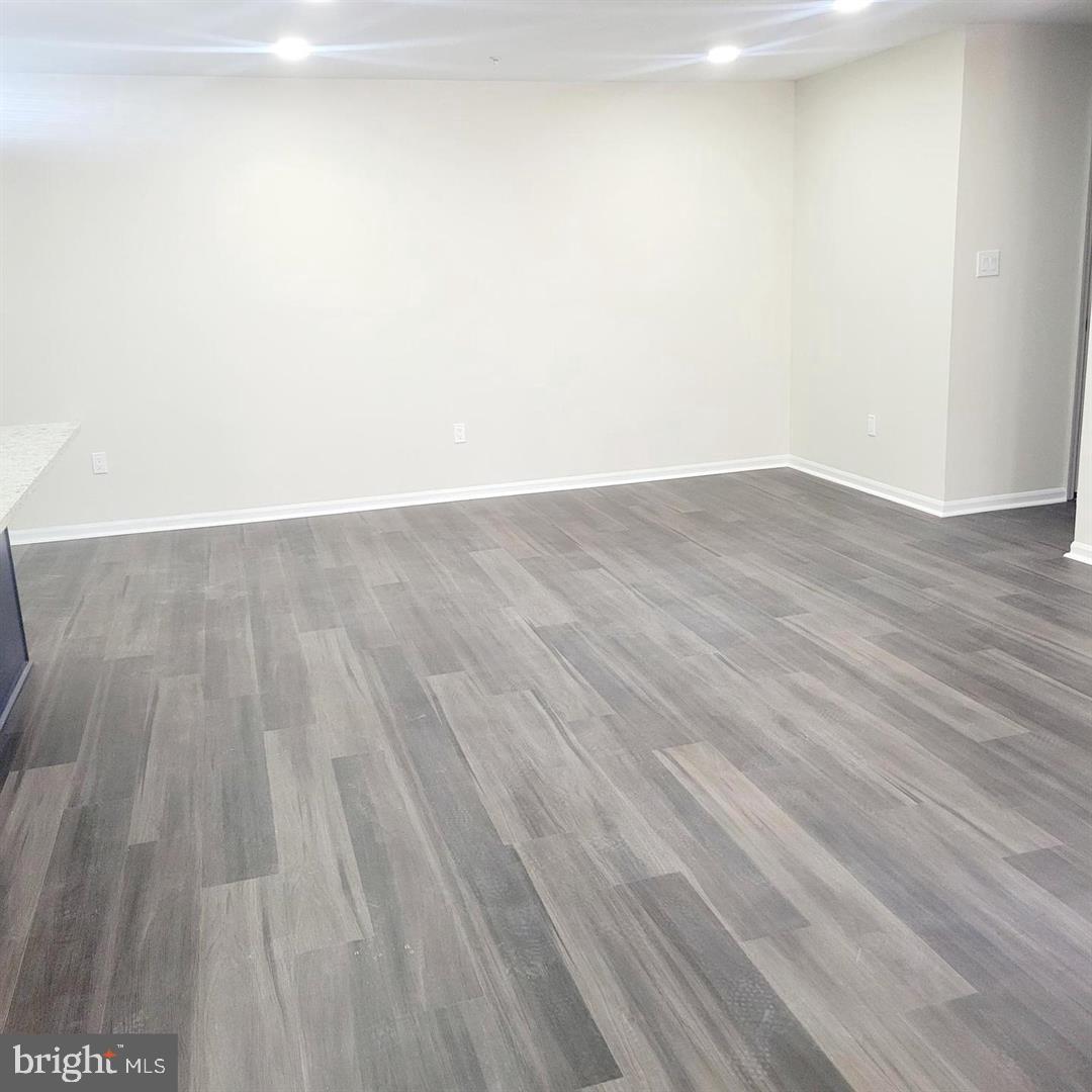 WOODBRIDGE - Residential Lease