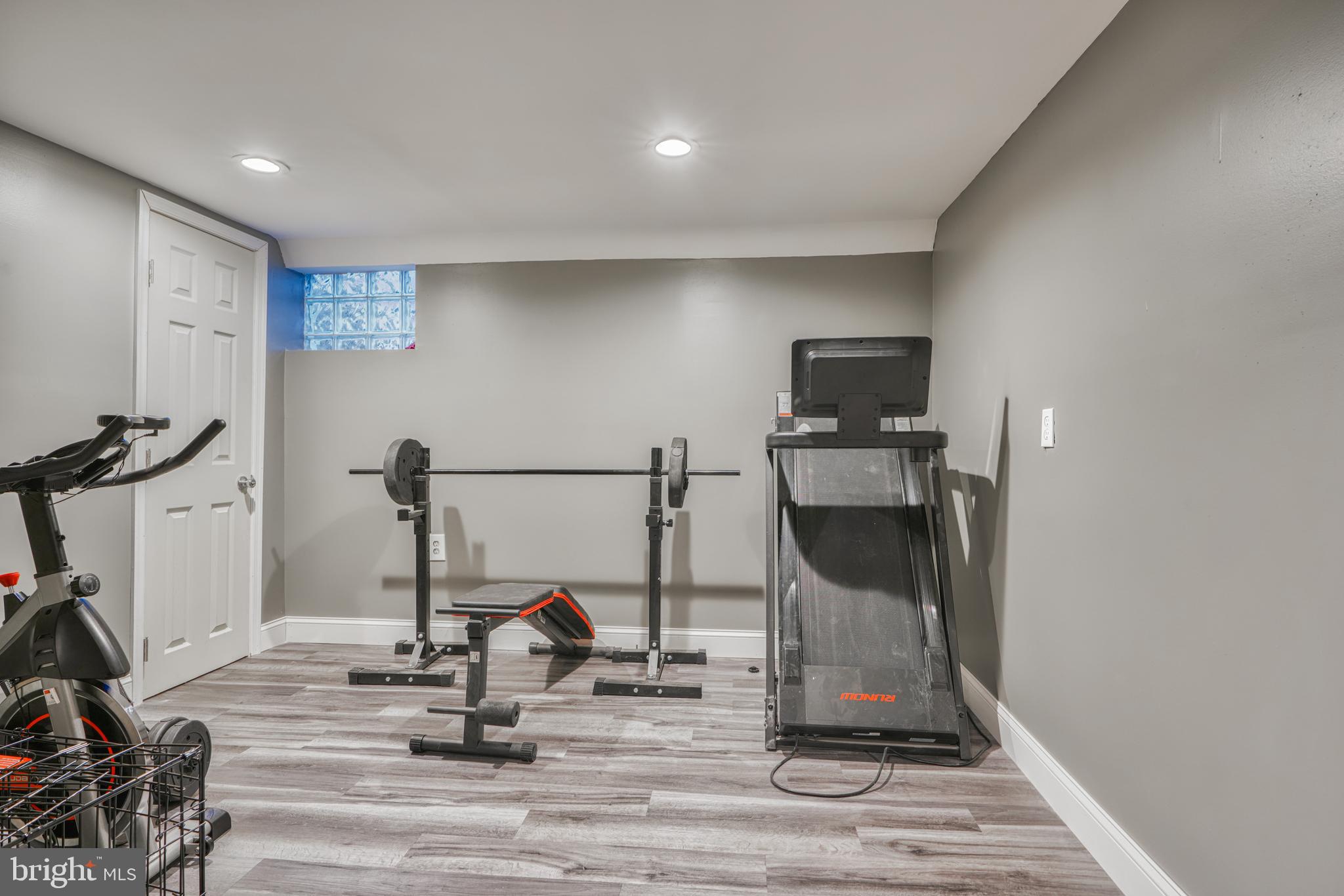 ROSEDALE - Residential