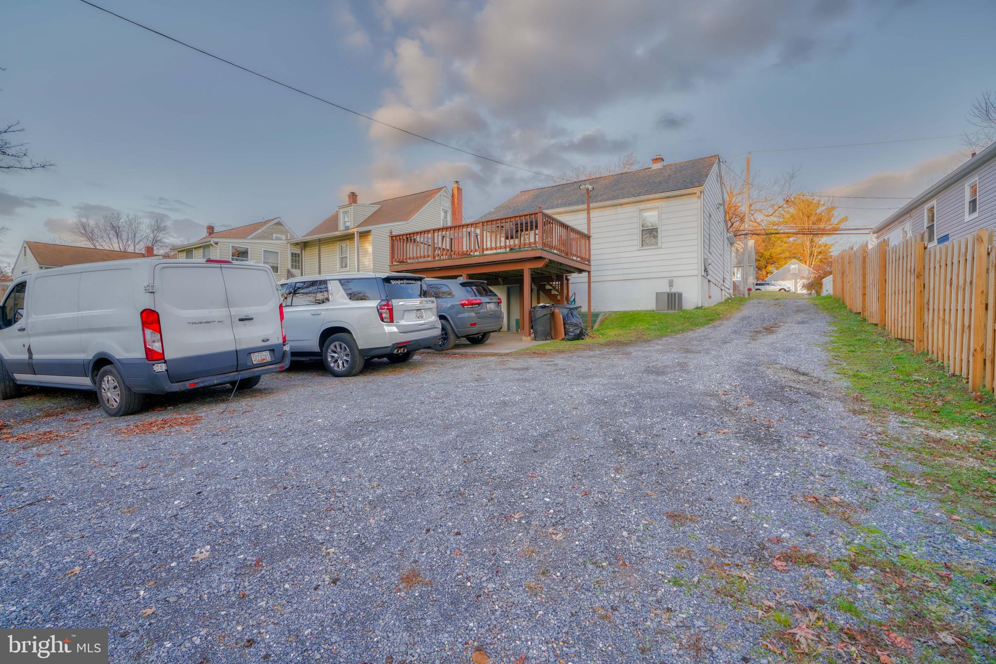 ROSEDALE - Residential