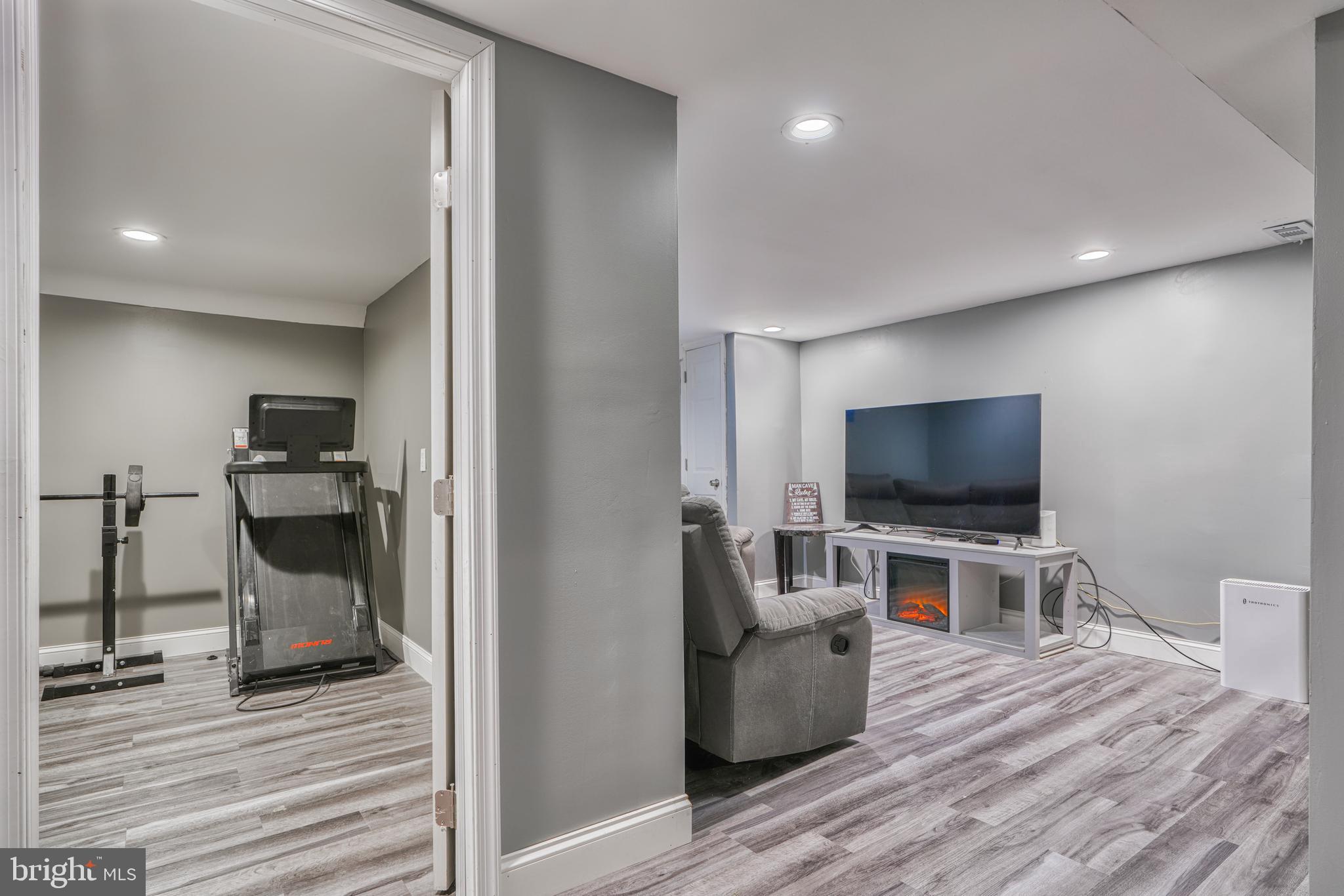 ROSEDALE - Residential