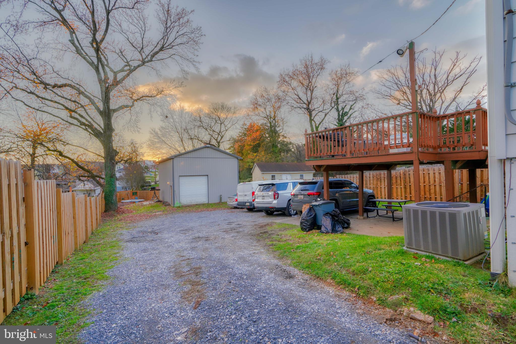 ROSEDALE - Residential