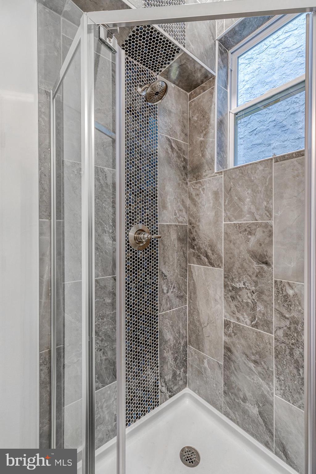 HARTRANFT - Residential Lease