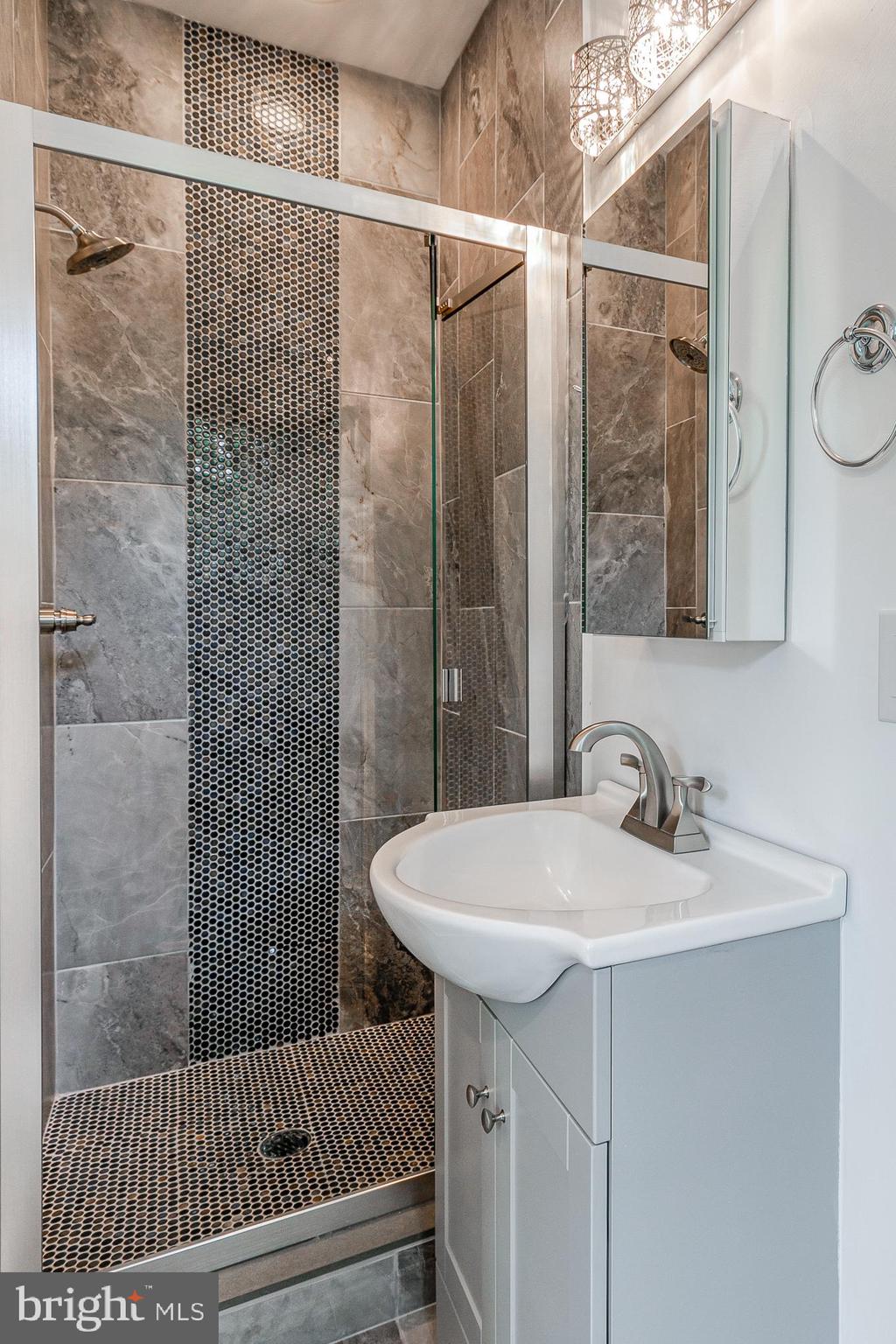 HARTRANFT - Residential Lease