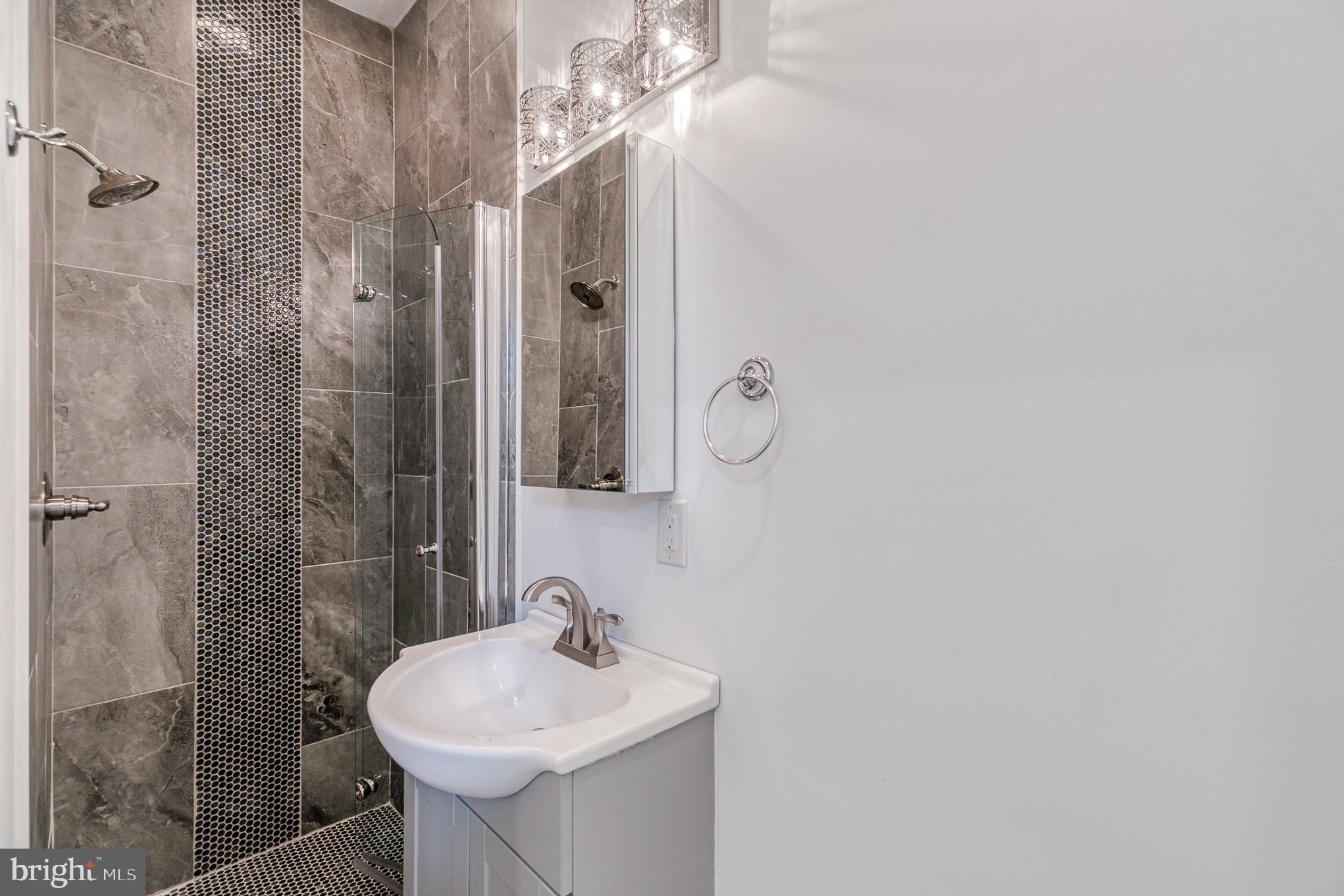 HARTRANFT - Residential Lease