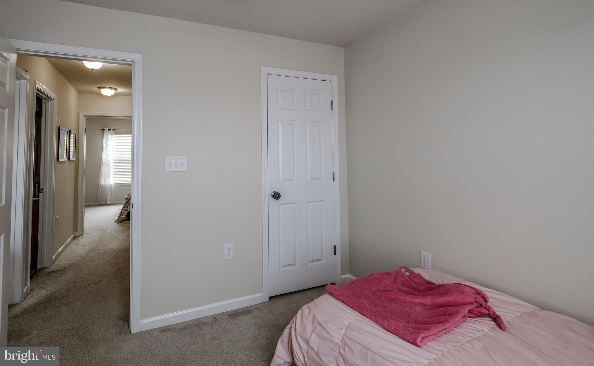 LAKELAND PLACE - Residential