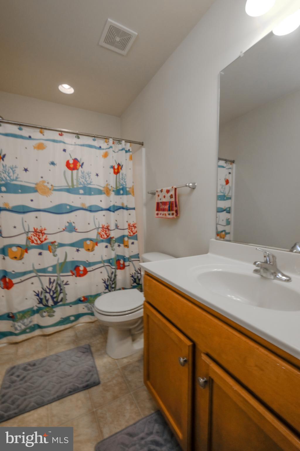 LAKELAND PLACE - Residential