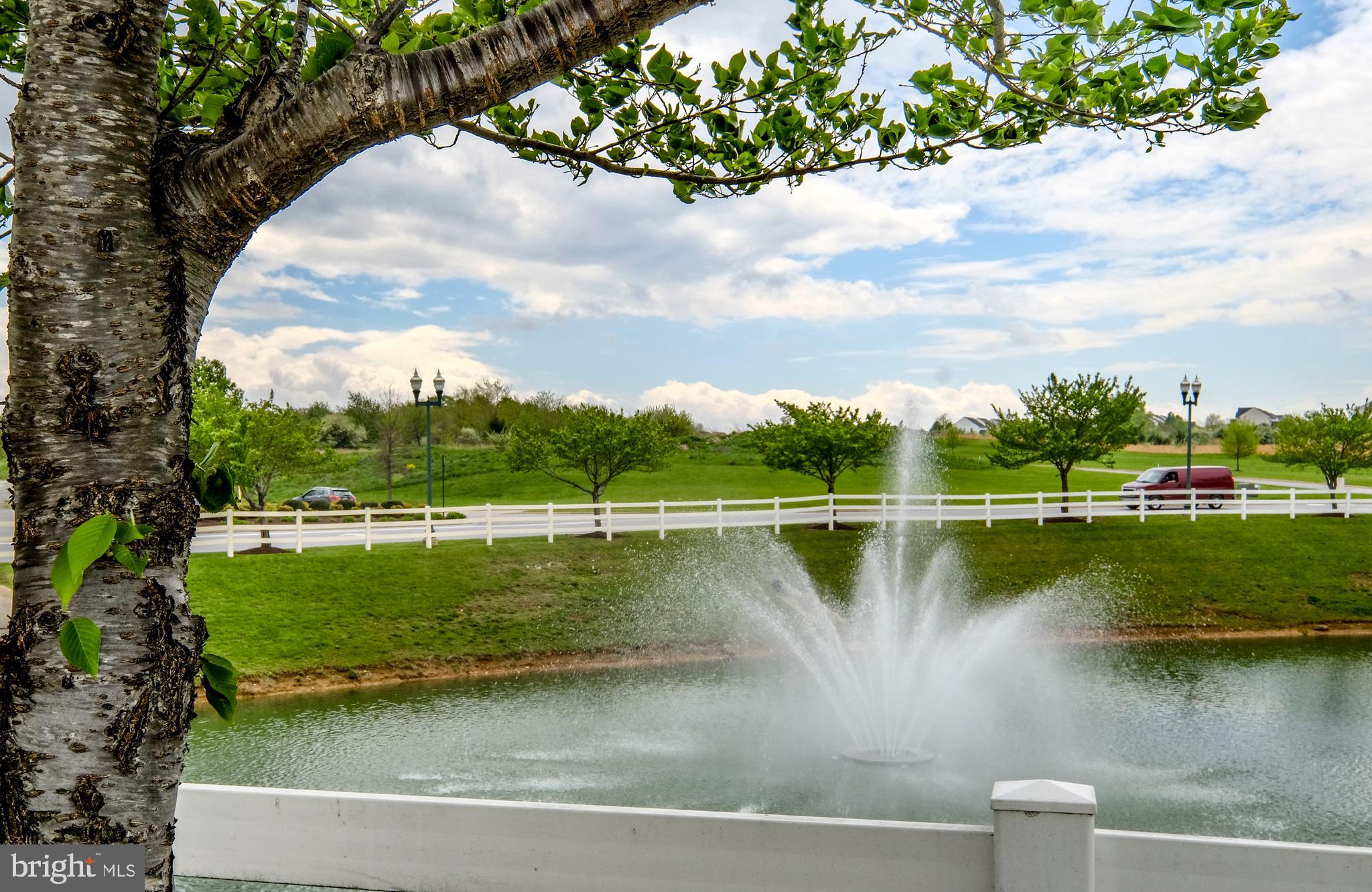 LAKELAND PLACE - Residential