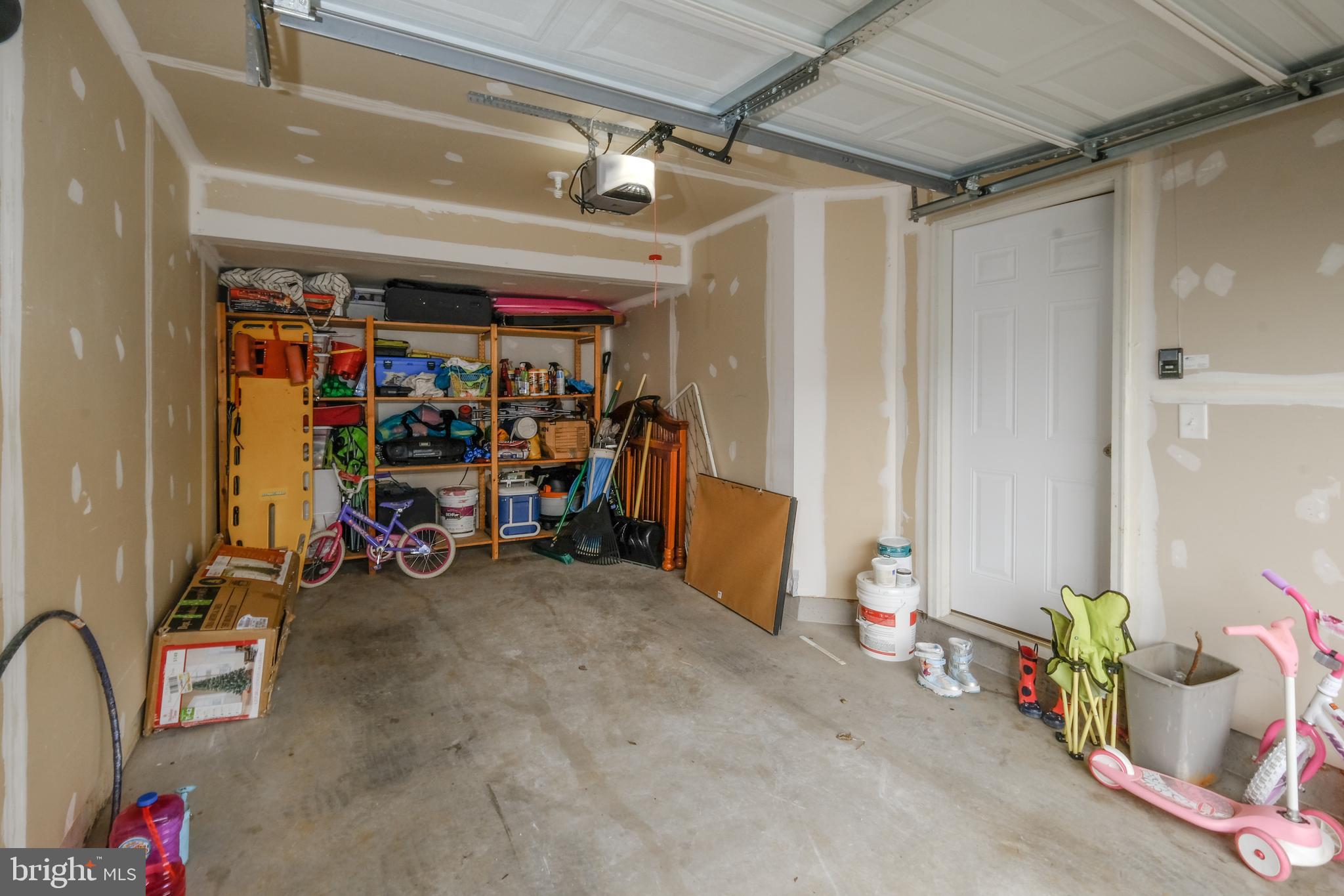 LAKELAND PLACE - Residential