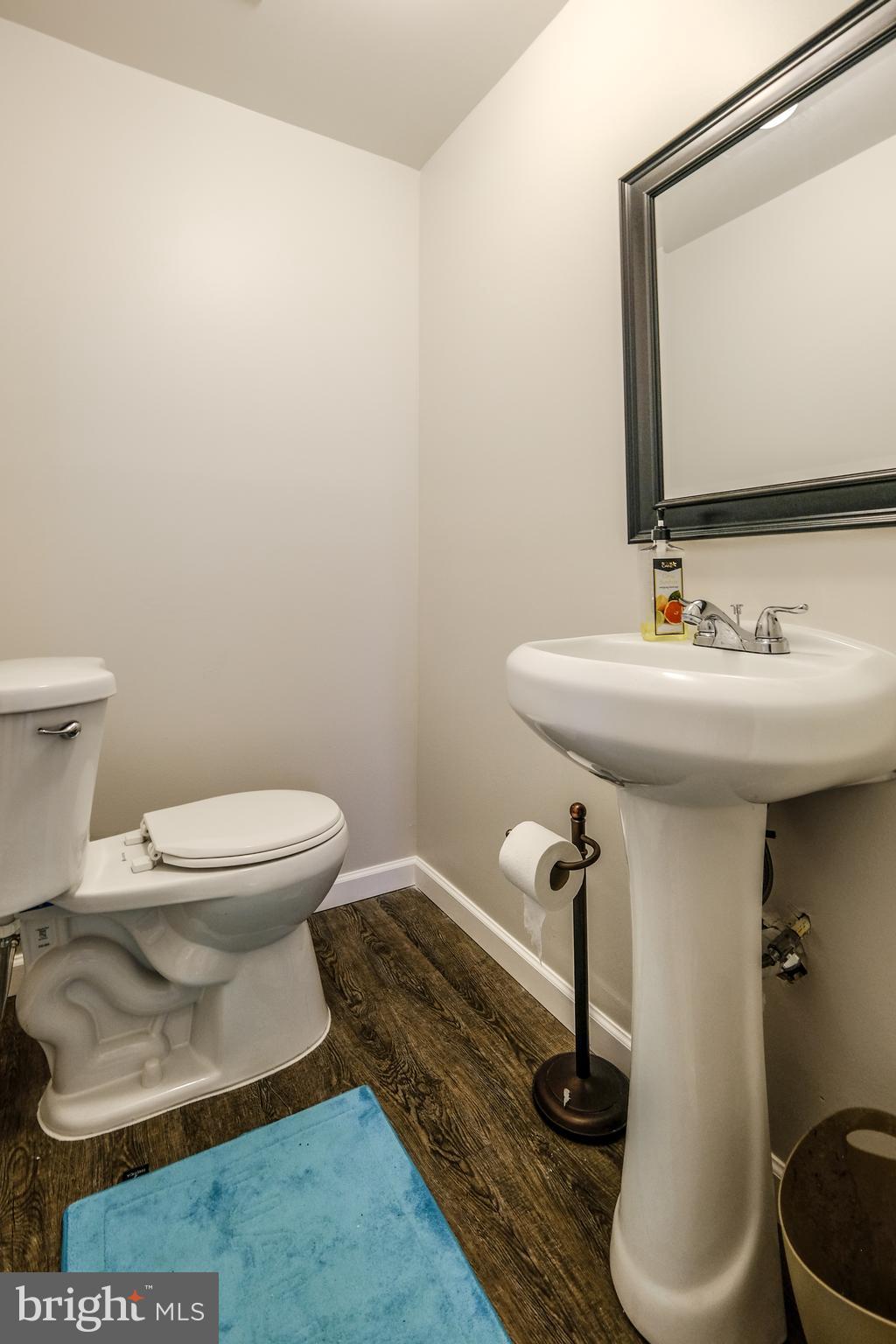 LAKELAND PLACE - Residential